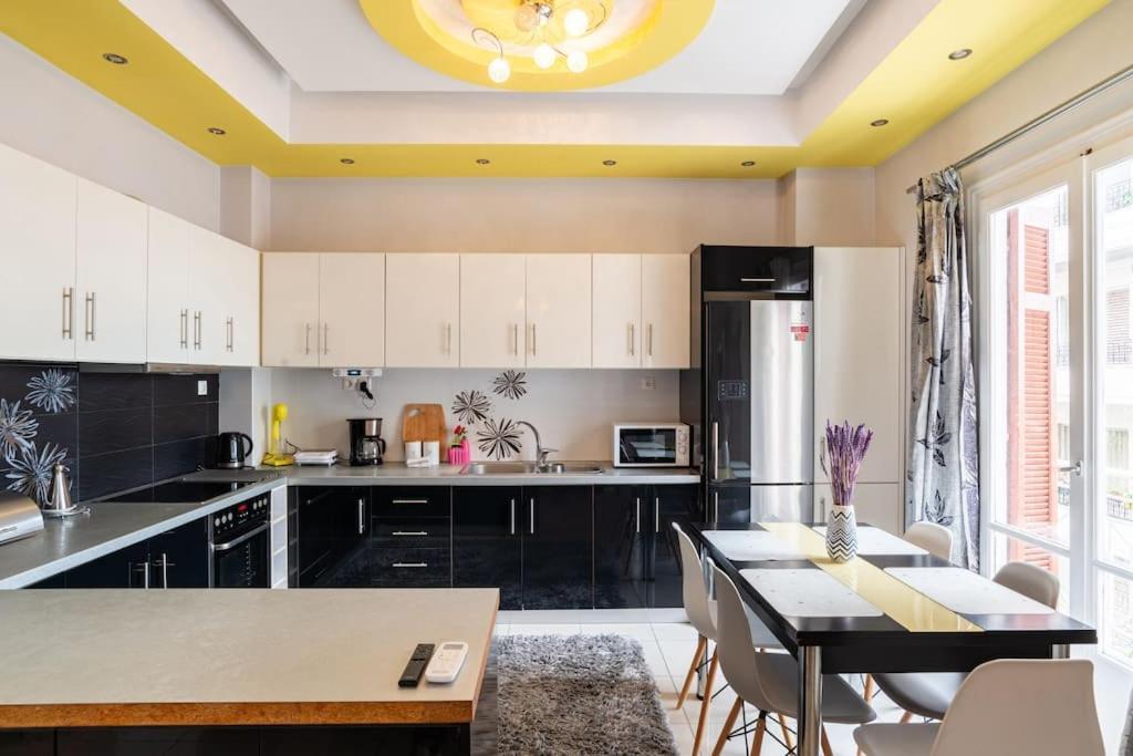 Apartment With Terrace In Piraiki Piraeus Ngoại thất bức ảnh