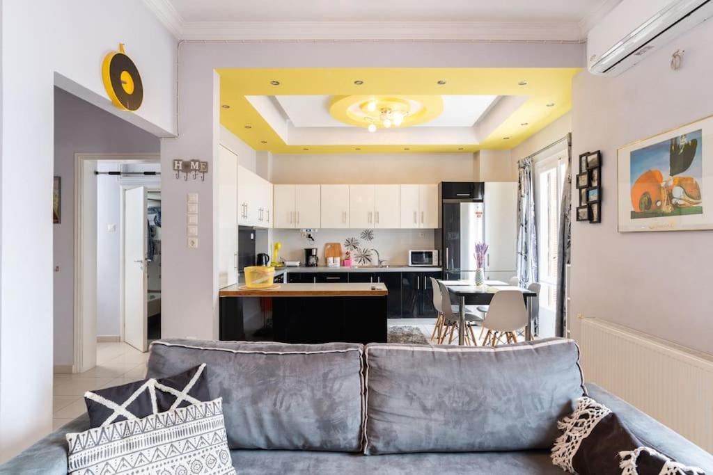 Apartment With Terrace In Piraiki Piraeus Ngoại thất bức ảnh